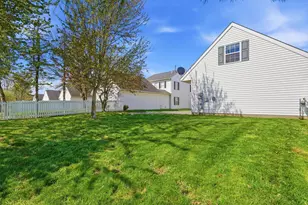 2424 Delowe St, Grove City, OH 43123 - Photo 7