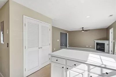 2424 Delowe Street, Grove City, OH 43123 - Photo 25