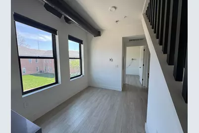 973 E Broad Street #4, Columbus, OH 43205 - Photo 7