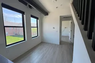973 E Broad St, Columbus, OH 43205 - Photo 7