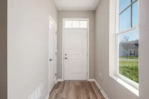 6040 Naughten Pond Dr, Columbus, OH 43213 - Photo 3