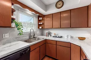 3460 Darbyshire Dr, Hilliard, OH 43026 - Photo 13