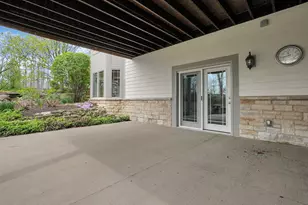 1551 Riverwood Ln, Powell, OH 43065 - Photo 57