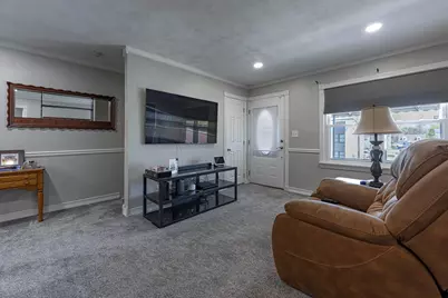 515 N Clairmont Avenue, Springfield, OH 45503 - Photo 3