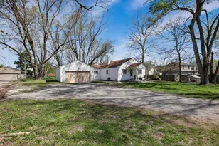 1892 Dyer Rd, Grove City, OH 43123 - Photo 31