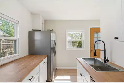 1074 S James Road, Columbus, OH 43227 - Photo 15