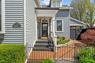 576 S Grant Ave, Columbus, OH 43206 - Photo 3