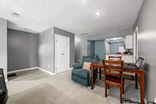 2444 Hooverside Ln, Grove City, OH 43123 - Photo 21