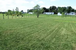 2473 Pole Lane Rd, Marion, OH 43302 - Photo 3