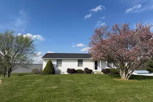 3585 Old Wheeling Rd, Zanesville, OH 43701 - Photo 1