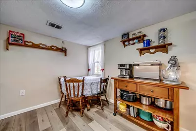 349 Barnes Avenue, Circleville, OH 43113 - Photo 7