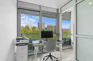 1 Miranova Pl, Columbus, OH 43215 - Photo 25