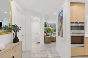 1 Miranova Pl, Columbus, OH 43215 - Photo 11