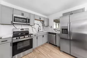 5548 Roche Dr, Columbus, OH 43229 - Photo 19