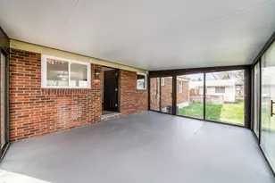 5548 Roche Dr, Columbus, OH 43229 - Photo 43