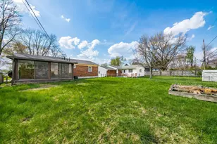 5548 Roche Dr, Columbus, OH 43229 - Photo 47