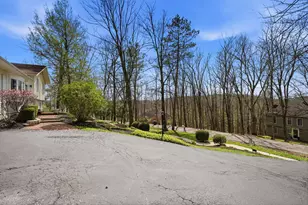 328 Pine Tree Dr NE, Granville, OH 43023 - Photo 7