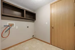 664 Penn St, Galloway, OH 43119 - Photo 21