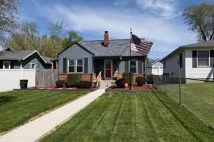 1219 E Locust St, Lancaster, OH 43130 - Photo 1