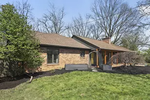 5084 Olentangy River Rd, Columbus, OH 43214 - Photo 5