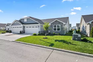 2401 McClouds Square, Marysville, OH 43040 - Photo 41