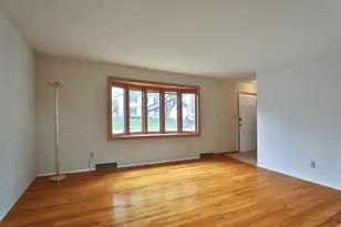 6805 Alloway St E, Worthington, OH 43085 - Photo 9