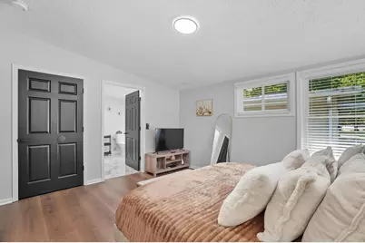 2313 Airport Drive, Columbus, OH 43219 - Photo 11