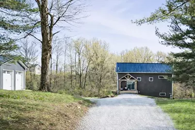 735 Berry Road, Howard, OH 43028 - Photo 3