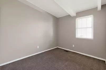 1672 Duxberry Avenue, Columbus, OH 43219 - Photo 7