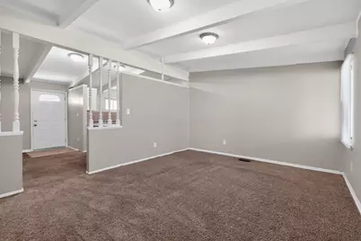 1672 Duxberry Avenue, Columbus, OH 43219 - Photo 25