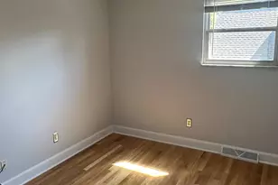 4865 Dierker Rd, Columbus, OH 43220 - Photo 7