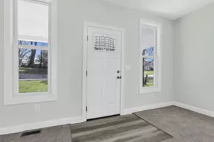 77 S Church St, Thornville, OH 43076 - Photo 3