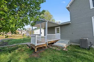 77 S Church St, Thornville, OH 43076 - Photo 37