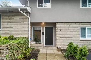 277 S James Rd, Columbus, OH 43213 - Photo 7