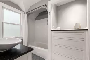 498 Oakland Park Ave, Columbus, OH 43214 - Photo 23