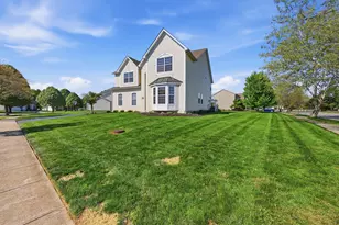 7279 Crossett Ct, Canal Winchester, OH 43110 - Photo 3
