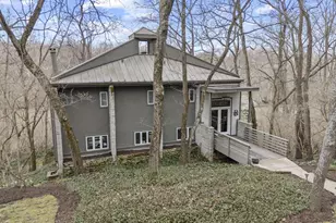 7985 Riverside Dr, Dublin, OH 43016 - Photo 3