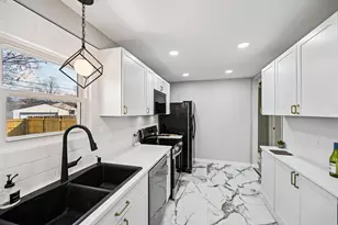 420 E Beechwold Blvd, Columbus, OH 43214 - Photo 11