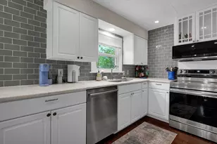 289 E Royal Forest Blvd, Columbus, OH 43214 - Photo 13