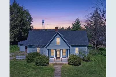 122 W Sandusky Street, Fredericktown, OH 43019 - Photo 1