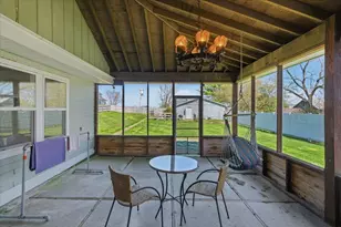 122 W Sandusky St, Fredericktown, OH 43019 - Photo 37