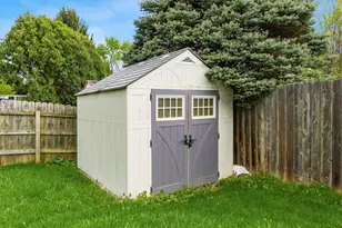 2245 Green Island Dr, Columbus, OH 43228 - Photo 31