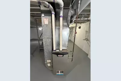 3441 Eisenhower Road, Columbus, OH 43224 - Photo 15