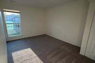 4645 Merrimar Cir E, Columbus, OH 43220 - Photo 17