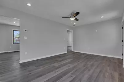 4596 Glenmawr Avenue, Columbus, OH 43224 - Photo 11