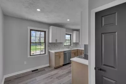 4596 Glenmawr Avenue, Columbus, OH 43224 - Photo 13