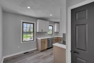 4596 Glenmawr Ave, Columbus, OH 43224 - Photo 13