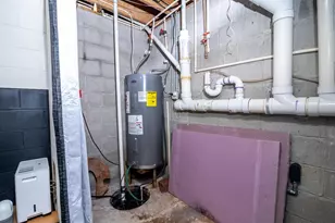 581 E Main St, Circleville, OH 43113 - Photo 23