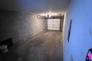 2470 Nassau Dr, Columbus, OH 43232 - Photo 9