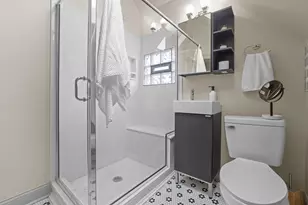 426 E Kossuth St, Columbus, OH 43206 - Photo 29